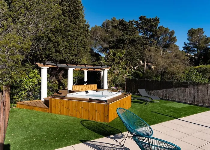 2 - Cuisine - Parking * Saint-Raphaël